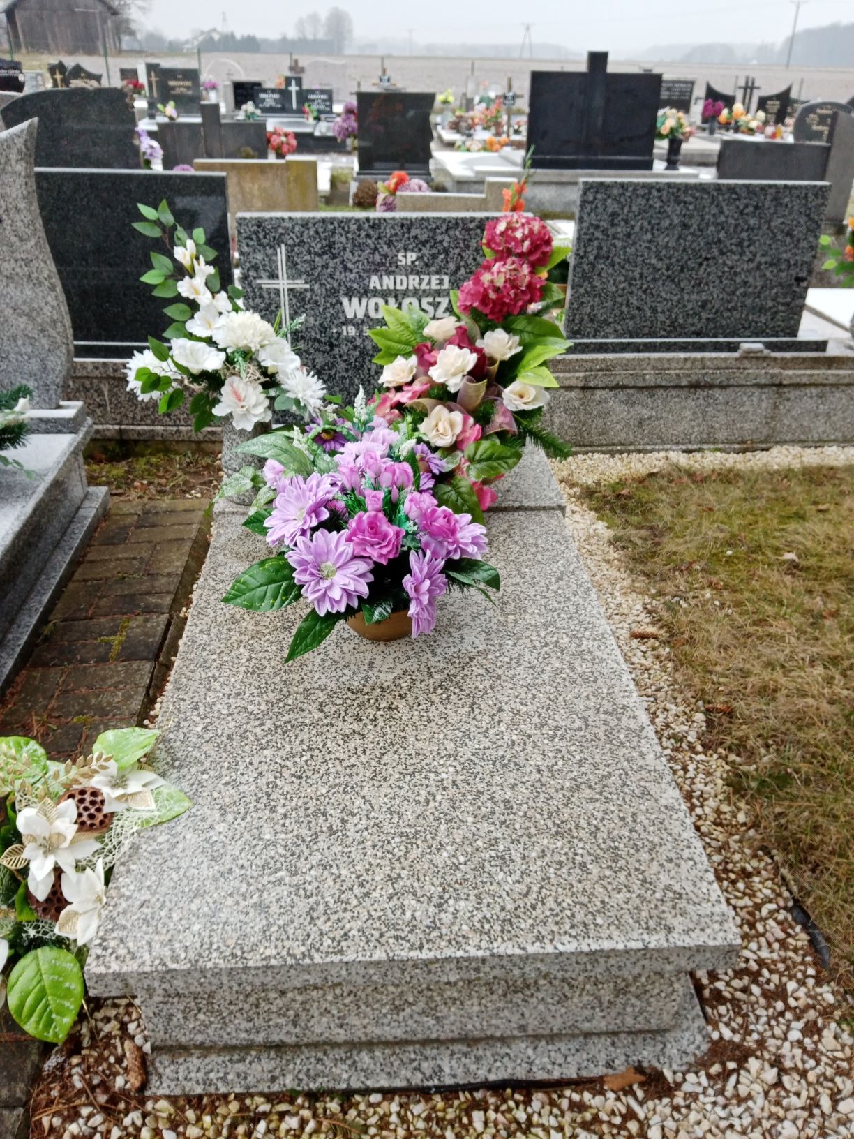 Grób Andrzej Wołoszyn