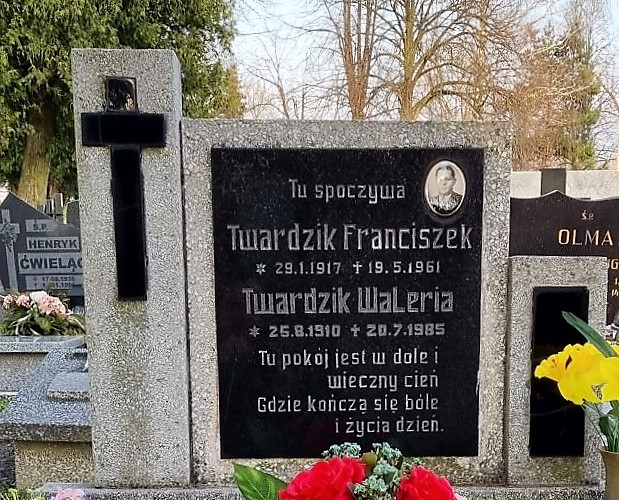 Grób Franciszek Twardzik
