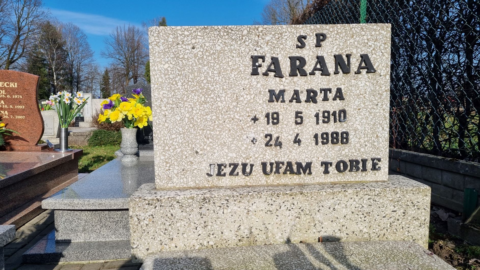 Grób Marta Farana