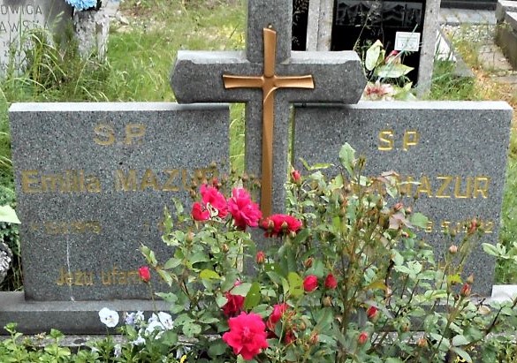 Grób Emilia Mazur