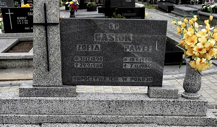 Grób Paweł Gąsior