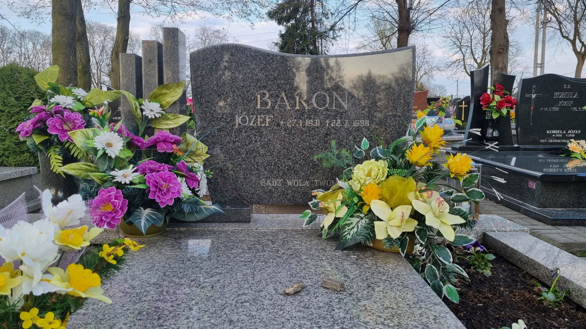 Grób Józef Baron